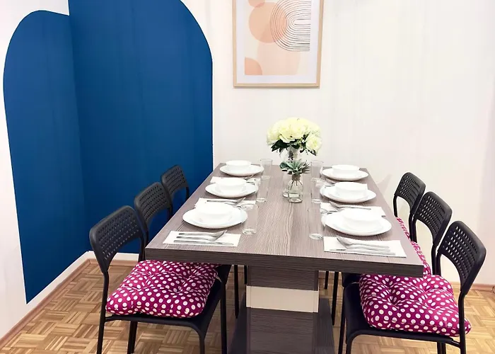 3 Bedroom Near Train Station