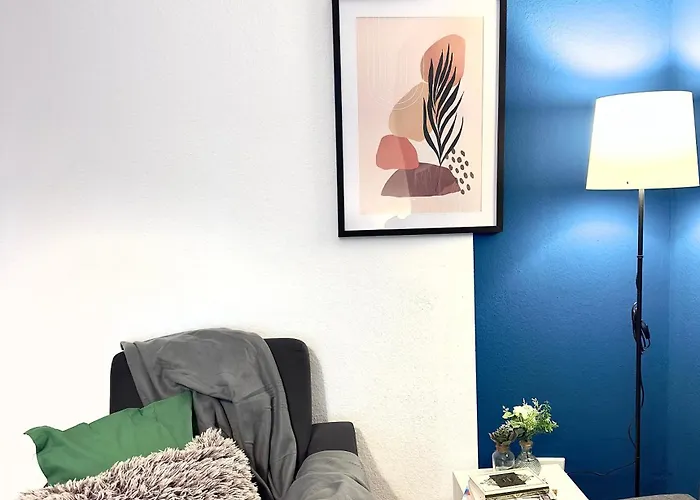 Appartement 3 Bedroom Near Train Station